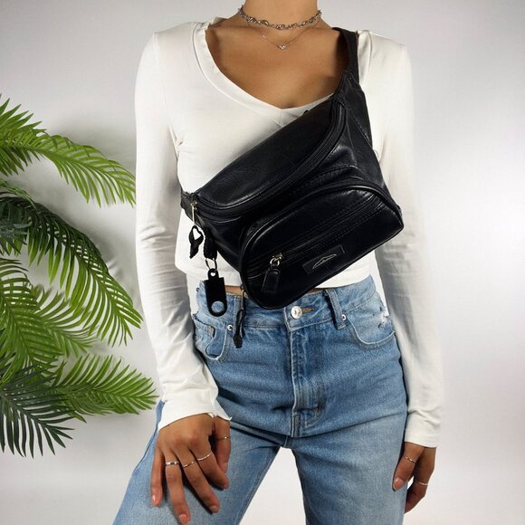 Vintage 90s Grunge Black Leather Fanny Pack Waist Bum Bag Sling Bag / Unisex - Picture 4 of 9